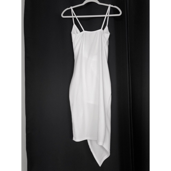 Ruched White Dress - Picture 3 of 3